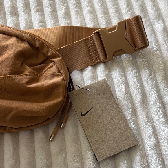 Nike Tan Belt Bag - Picture 5 of 7